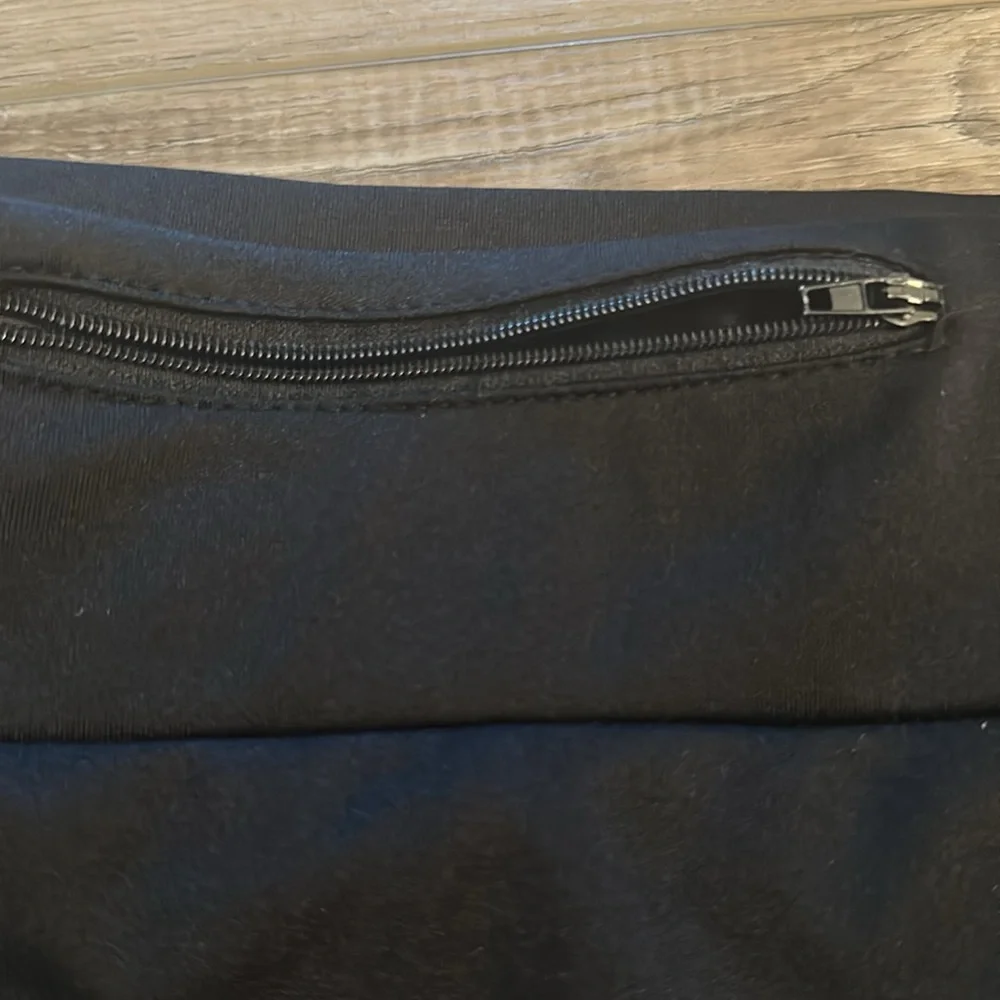 lululemon tennis skirt - Picture 3 of 4